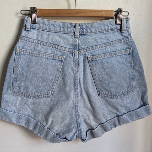 AMERICAN APPAREL Light Wash Distressed Cotton High-Rise Jean Shorts Size 27 - Picture 2 of 6